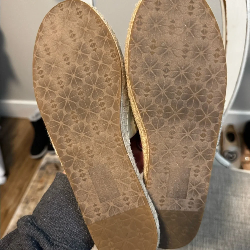 Kate Spade “Rosie Pineapple” Flats Size 8.5B